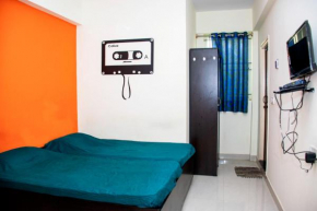 C Suites - Magnum